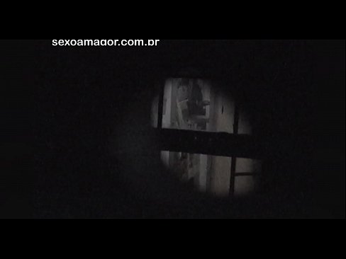 ❤️ Lourinho é filmado secretamente por um voyeur de bairro escondido atrás de tijolos ocos ❤️❌ Porno bonito em pt.tradeis.top